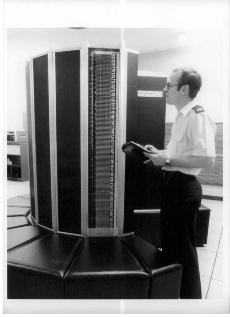 VR空間で一家に一台Cray-1